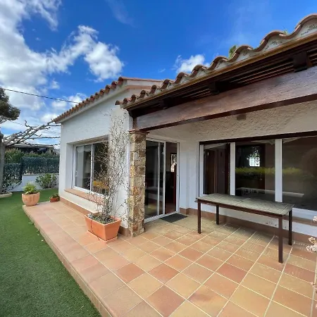 Уютный Домик Возле Моря Holiday home Platja d'Aro